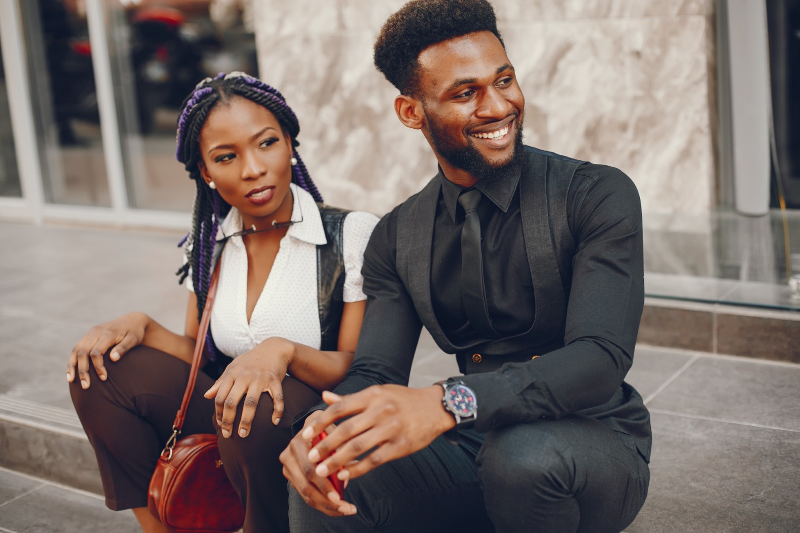 couple in a city